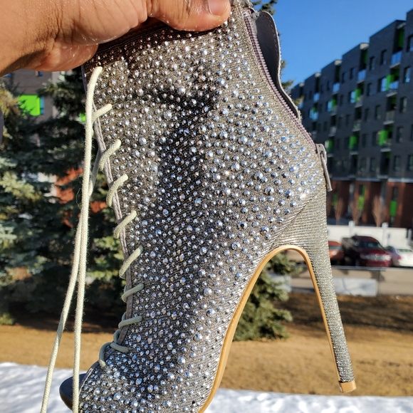 Rhinestone strap up heels - Picture 5 of 14